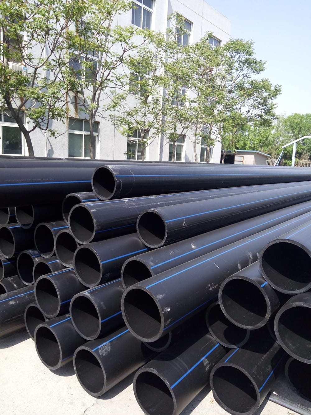Dịch vụ cung cấp ống nhựa HDPE của Super Trường Phát đảm bảo tiêu chí chất lượng, giá cả cạnh tranh